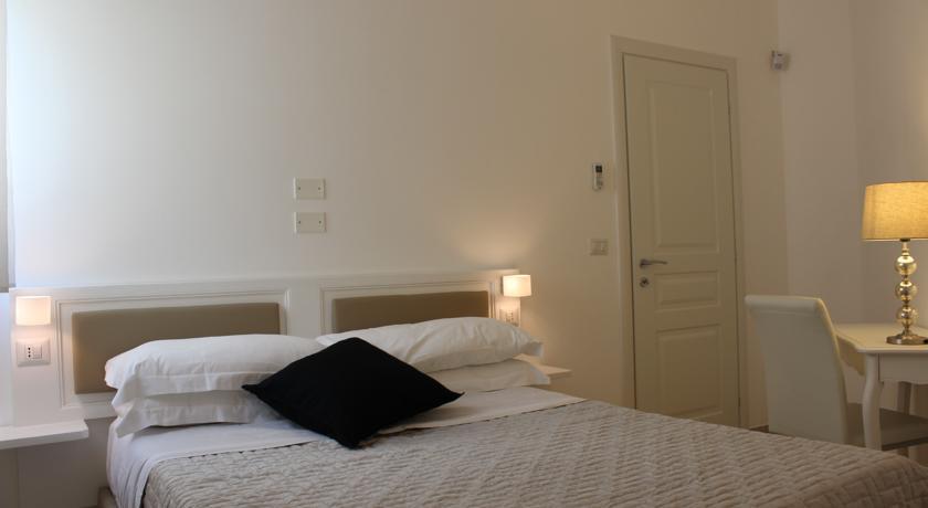 Appartamenti Sidera Lecce Phòng bức ảnh